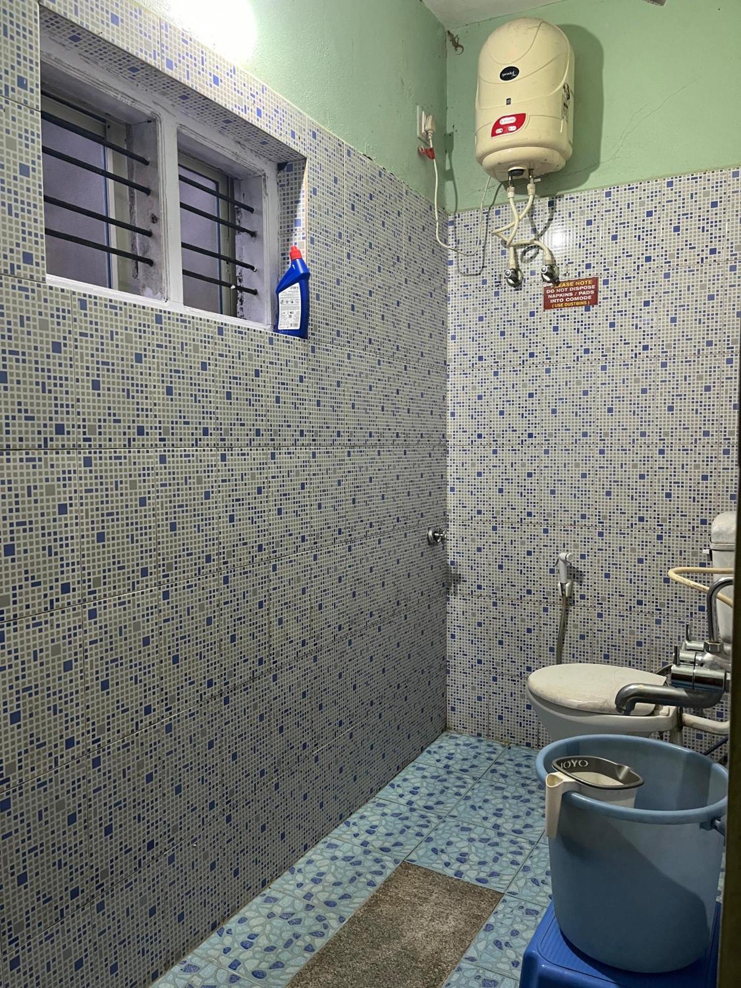 Eshwarkrupa Homestay Madikeri Bagian luar foto