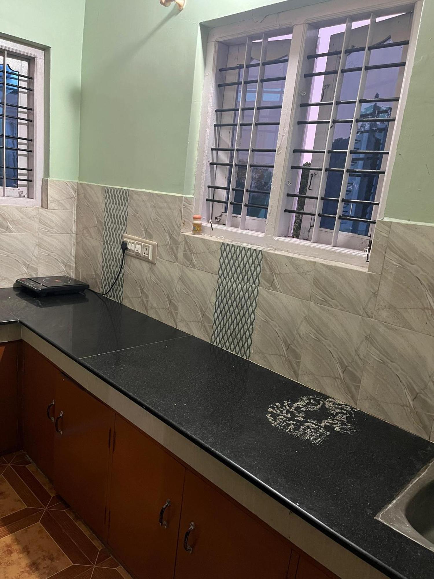 Eshwarkrupa Homestay Madikeri Bagian luar foto